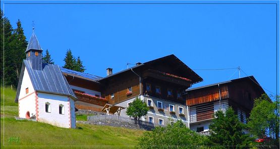 Der Jörgishof im Sommer